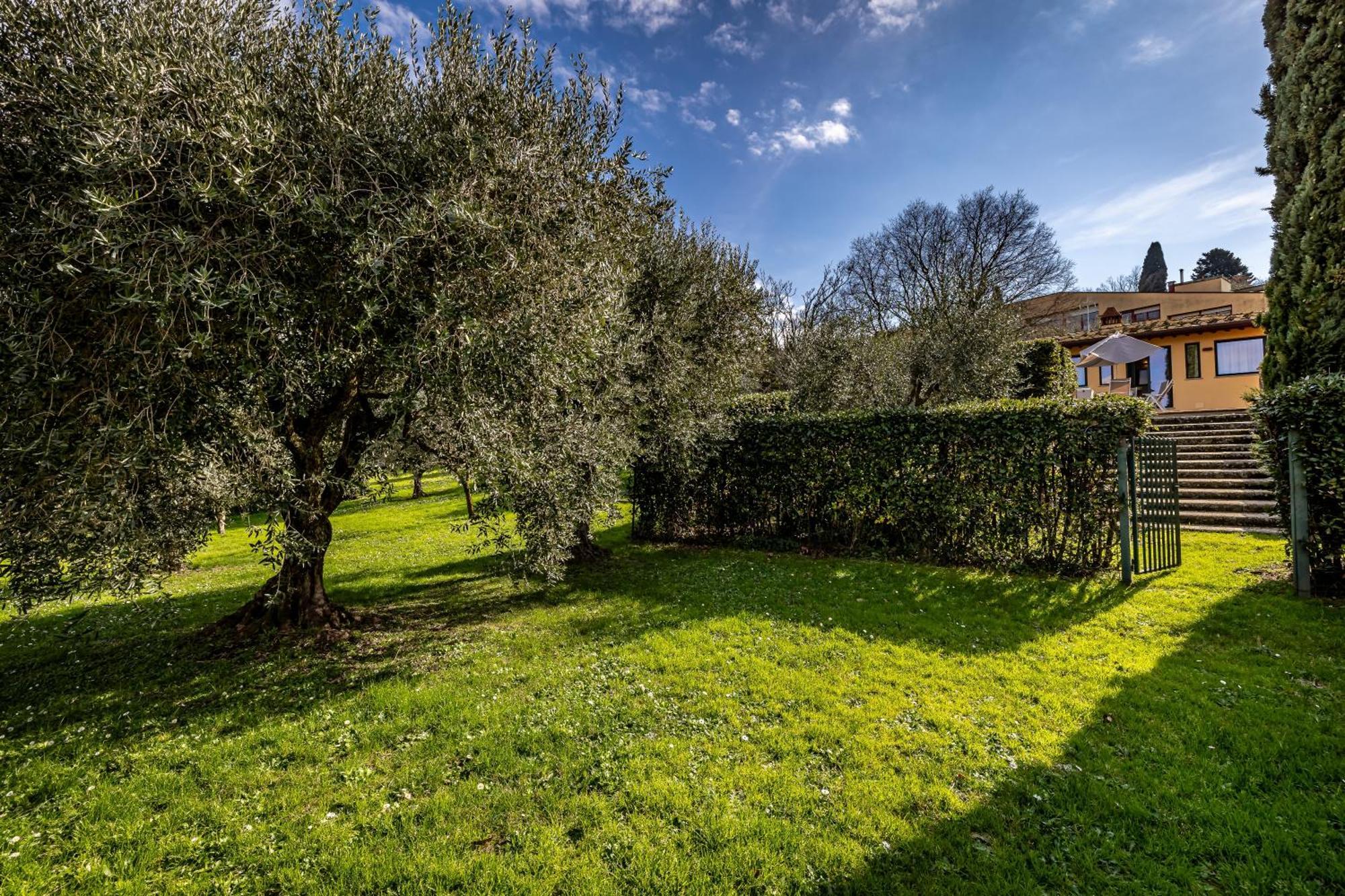 דירות Yid Cozy House In Fiesole With Jacuzzi מראה חיצוני תמונה